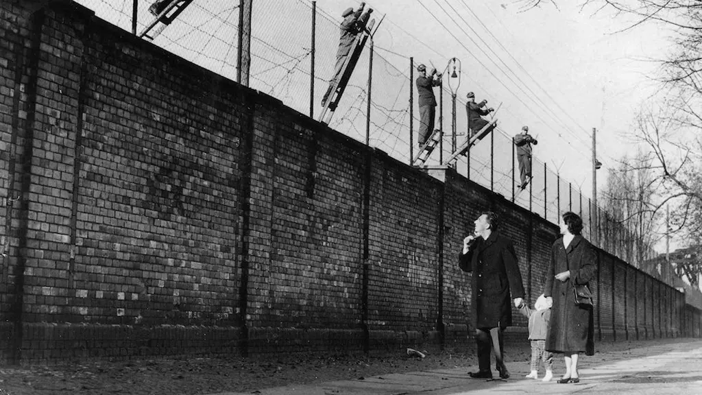 BerlinerMauer 1961 1989 | مجله طراحانایده